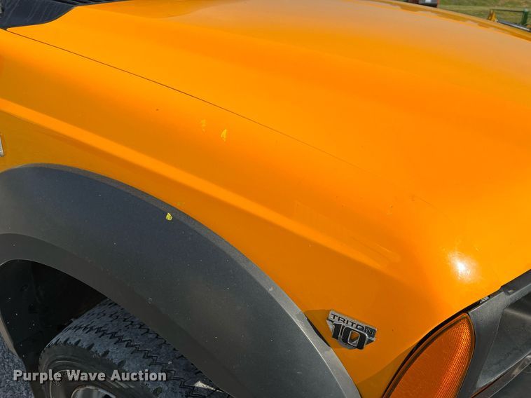 image for item II9184 2007 Ford F450 Super Duty XL  utility / service truck