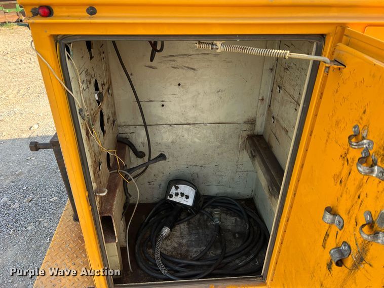 image for item II9184 2007 Ford F450 Super Duty XL  utility / service truck