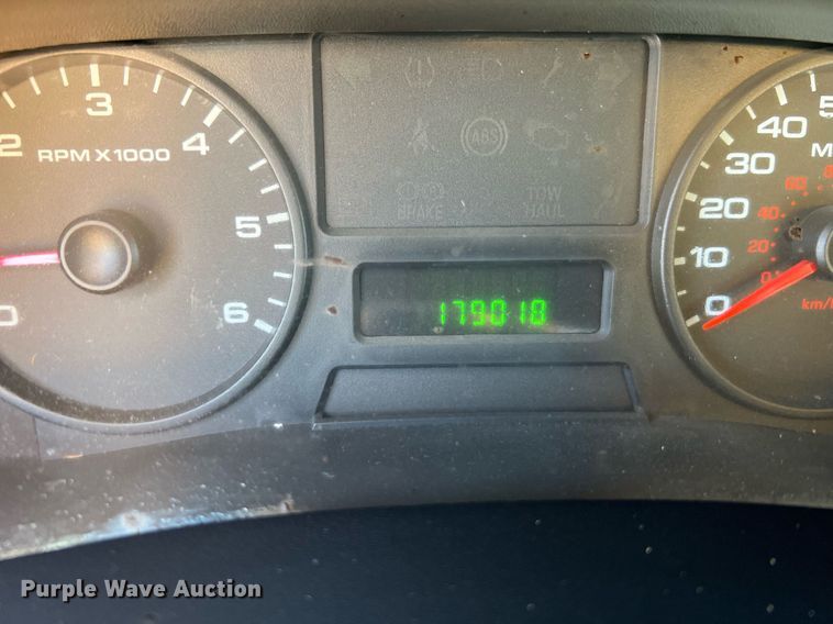 image for item II9184 2007 Ford F450 Super Duty XL  utility / service truck