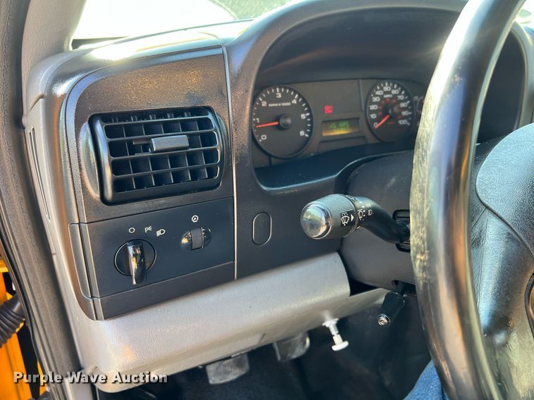 image for item II9184 2007 Ford F450 Super Duty XL  utility / service truck