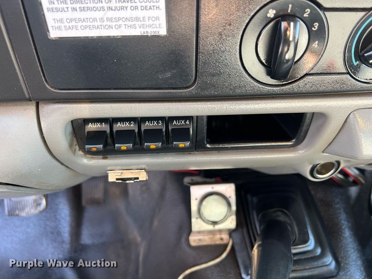 image for item II9184 2007 Ford F450 Super Duty XL  utility / service truck