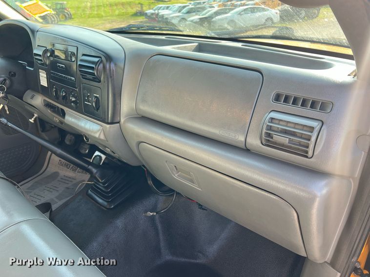 image for item II9184 2007 Ford F450 Super Duty XL  utility / service truck