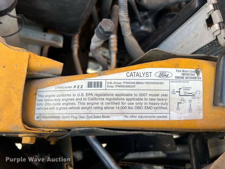 image for item II9184 2007 Ford F450 Super Duty XL  utility / service truck