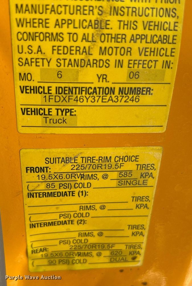 image for item II9184 2007 Ford F450 Super Duty XL  utility / service truck