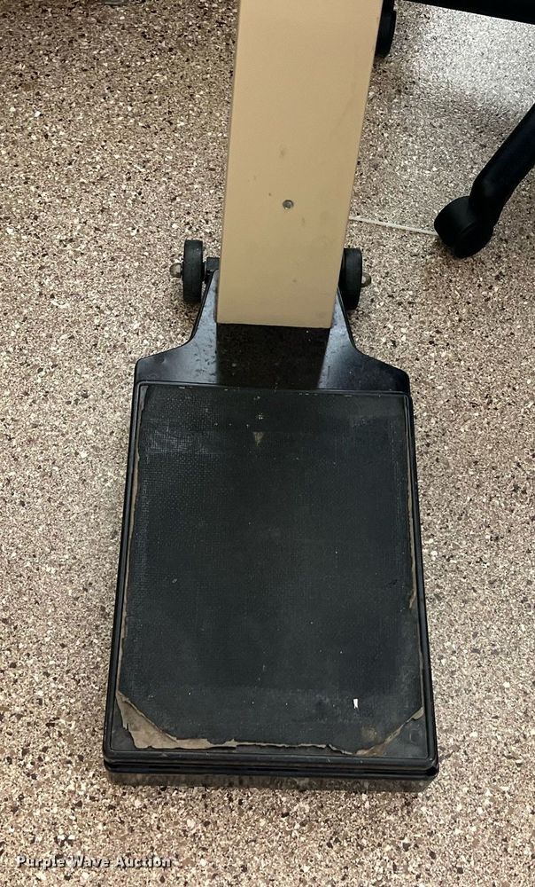 image for item II9234 Office supplies and equipment