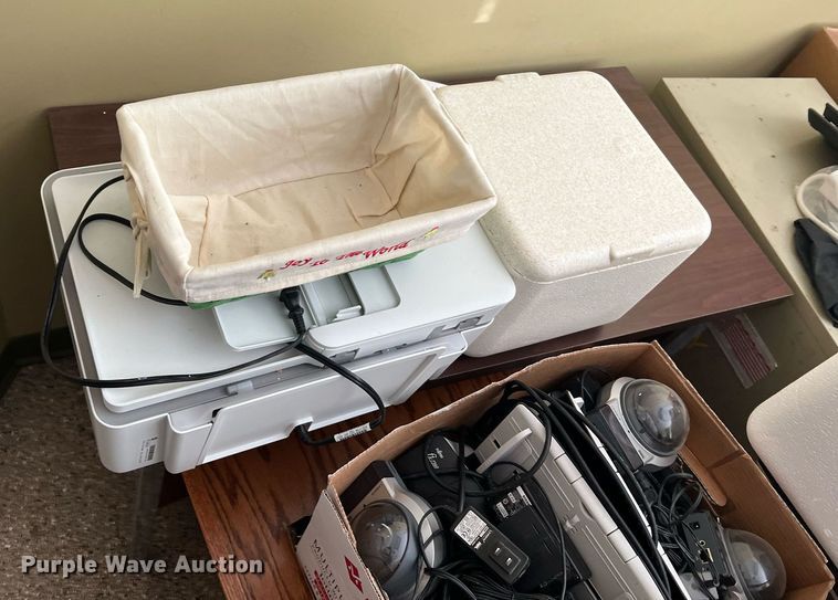 image for item II9234 Office supplies and equipment