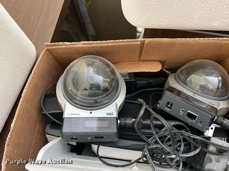 image for item II9234 Office supplies and equipment