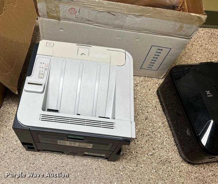 image for item II9234 Office supplies and equipment