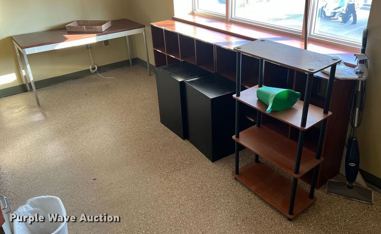 image for item II9234 Office supplies and equipment