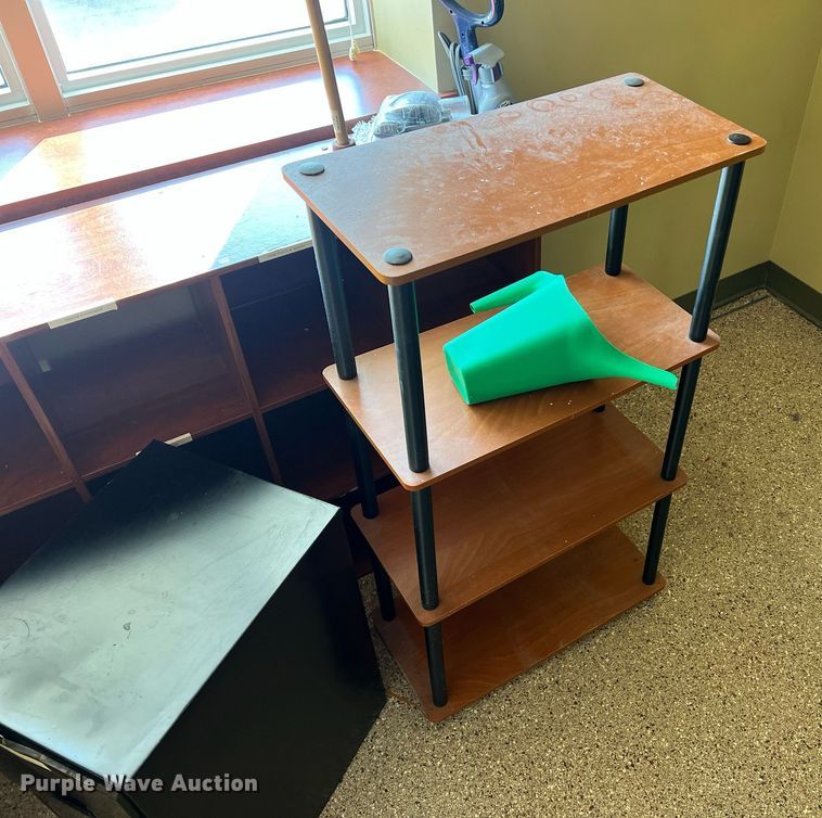 image for item II9234 Office supplies and equipment