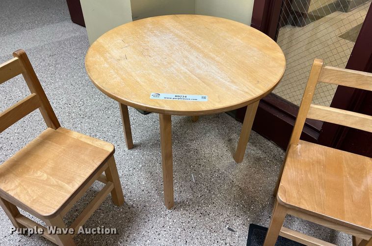 image for item II9234 Office supplies and equipment