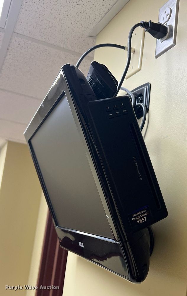 image for item II9234 Office supplies and equipment