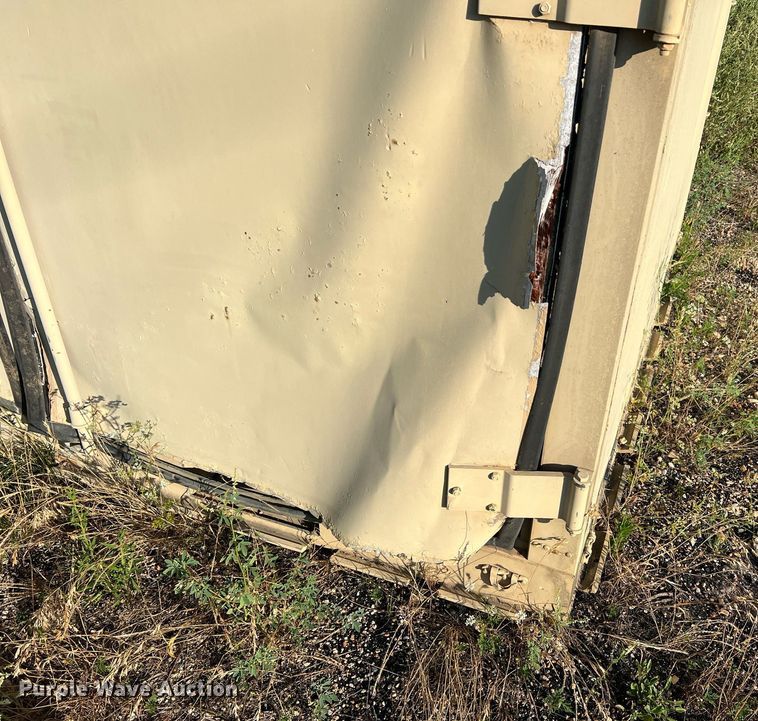 image for item II9235 2004 AAR Mobility Systems ISU 90  storage container