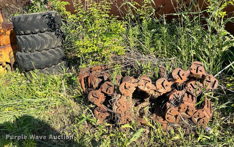 image for item II9237 Tires and tracks