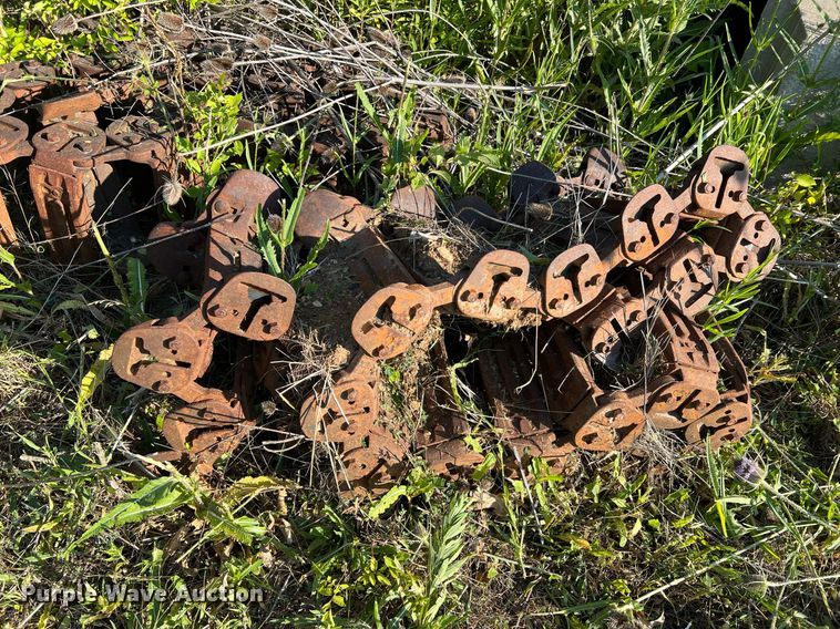image for item II9237 Tires and tracks