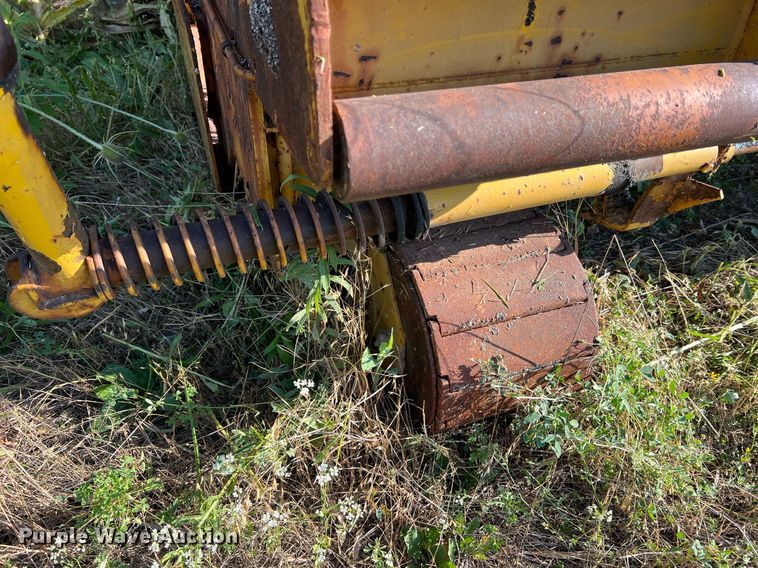 image for item II9238 Ford Lane  paver