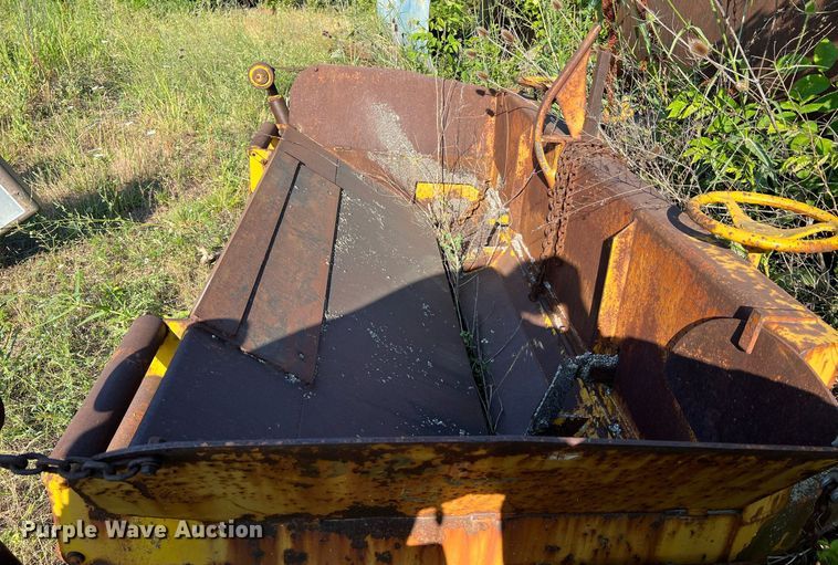 image for item II9238 Ford Lane  paver