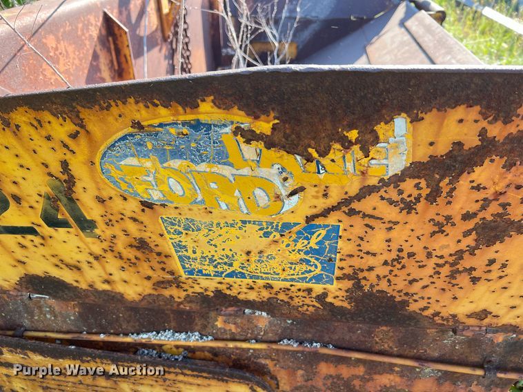 image for item II9238 Ford Lane  paver