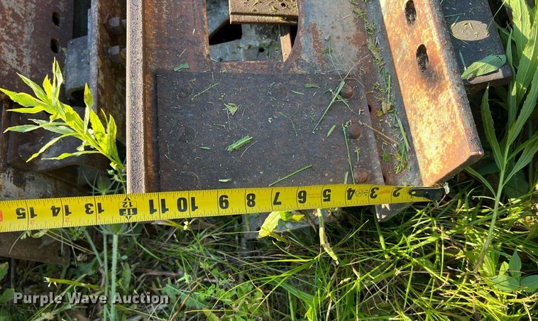 image for item II9240 Approximately 40 steel I-beams