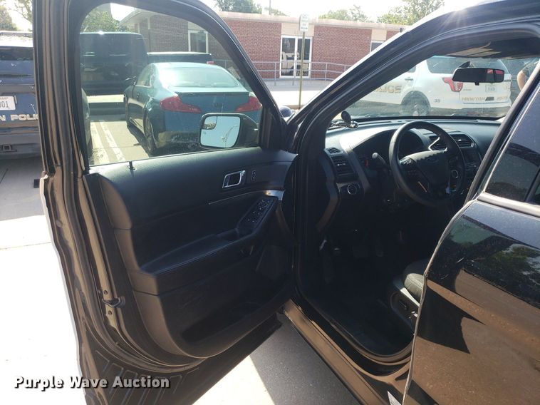 image for item IP9261 2018 Ford Explorer Police Interceptor  SUV