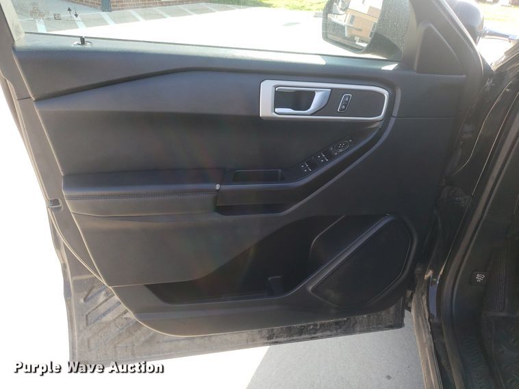 image for item IP9263 2020 Ford Explorer Police Interceptor  SUV