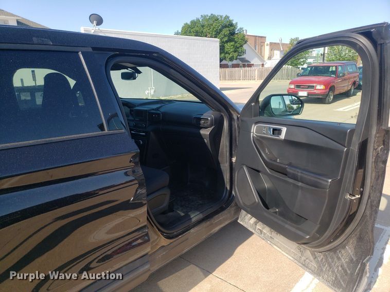 image for item IP9263 2020 Ford Explorer Police Interceptor  SUV