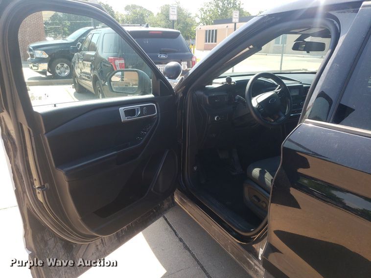 image for item IP9265 2020 Ford Explorer Police Interceptor  SUV