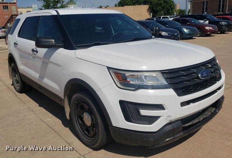image for item IP9267 2016 Ford Explorer Police Interceptor  SUV