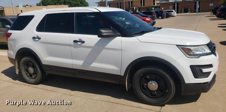 image for item IP9267 2016 Ford Explorer Police Interceptor  SUV