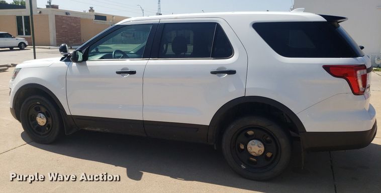 image for item IP9267 2016 Ford Explorer Police Interceptor  SUV