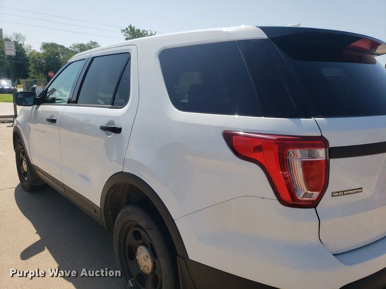 image for item IP9267 2016 Ford Explorer Police Interceptor  SUV