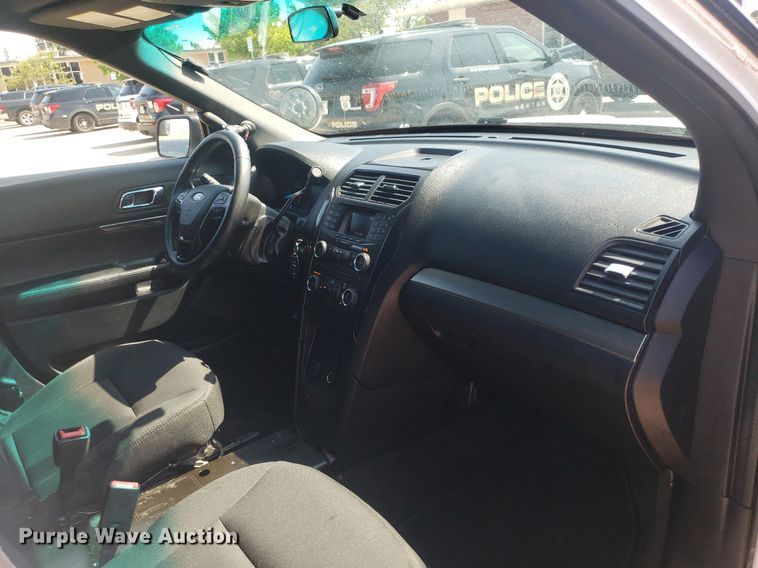 image for item IP9267 2016 Ford Explorer Police Interceptor  SUV