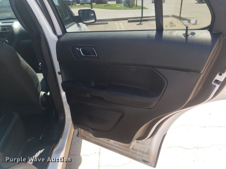 image for item IP9267 2016 Ford Explorer Police Interceptor  SUV