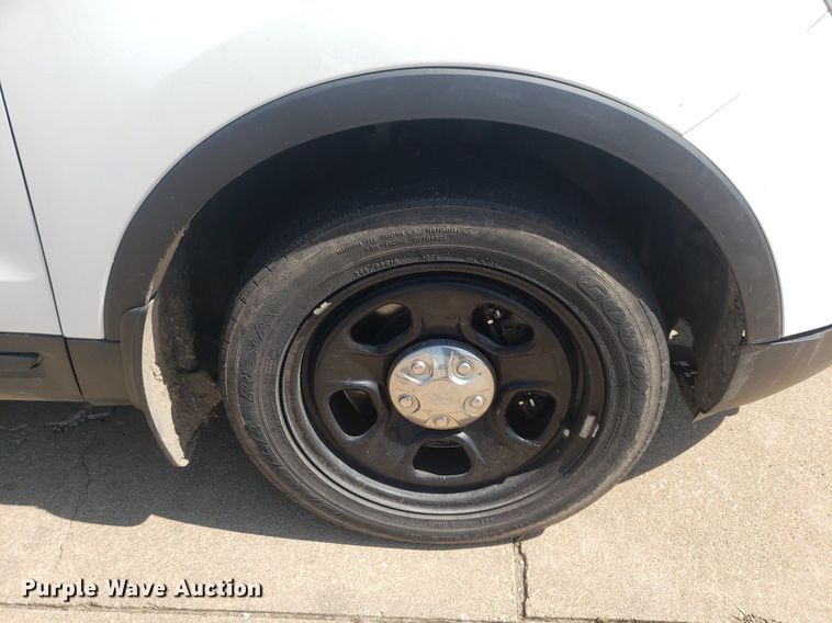 image for item IP9267 2016 Ford Explorer Police Interceptor  SUV