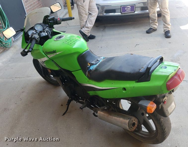 image for item IP9270 2006 Kawasaki Ninja 500R  motorcycle