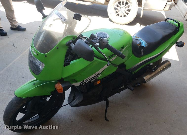 image for item IP9270 2006 Kawasaki Ninja 500R  motorcycle