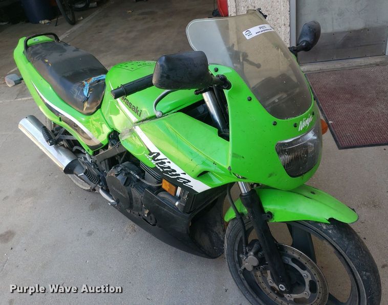 image for item IP9270 2006 Kawasaki Ninja 500R  motorcycle