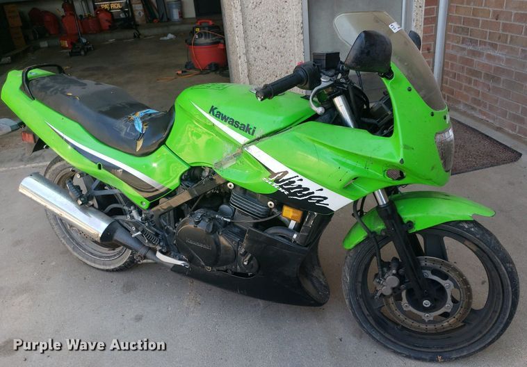 image for item IP9270 2006 Kawasaki Ninja 500R  motorcycle