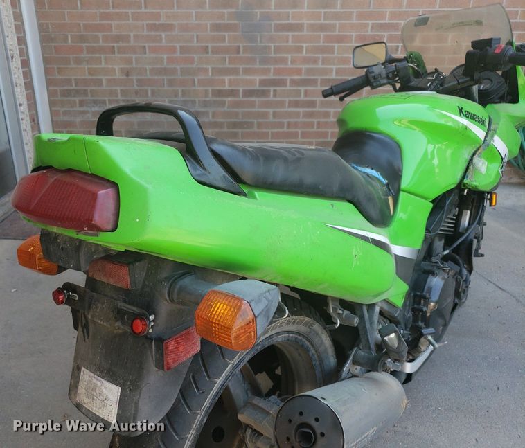 image for item IP9270 2006 Kawasaki Ninja 500R  motorcycle