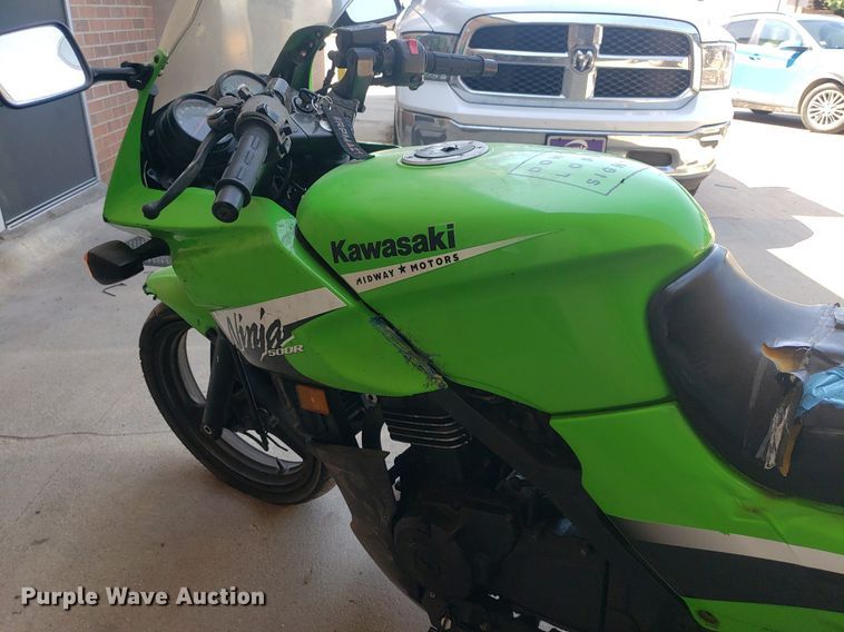 image for item IP9270 2006 Kawasaki Ninja 500R  motorcycle