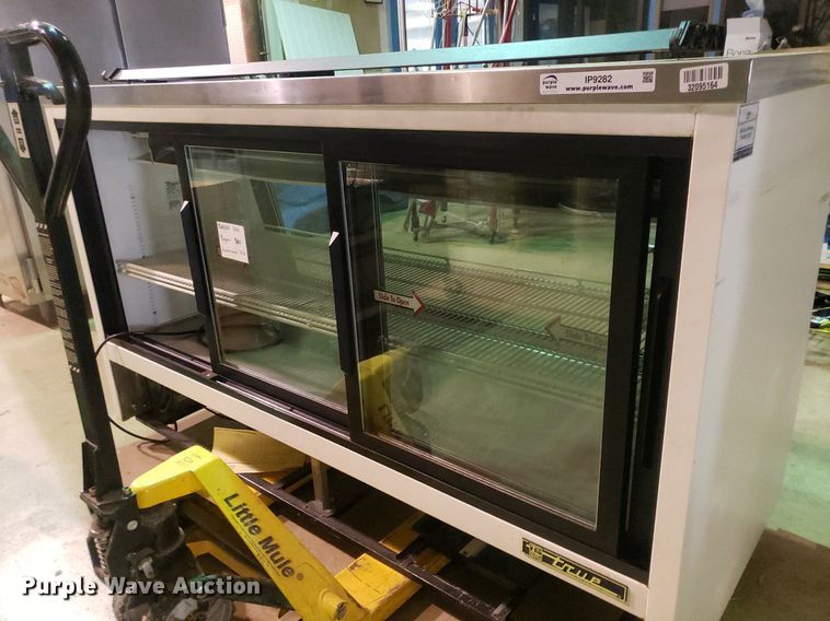 image for item IP9282 True TSID-72-3L  refrigerator