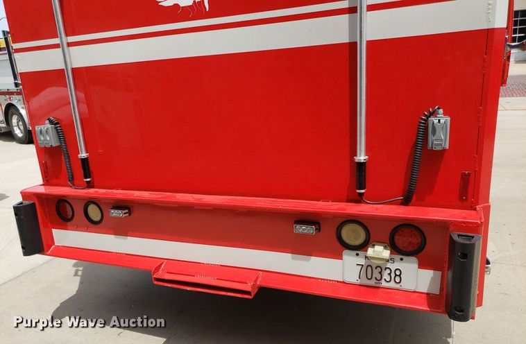 image for item IP9334 1999 Freightliner FL70  rescue vehicle