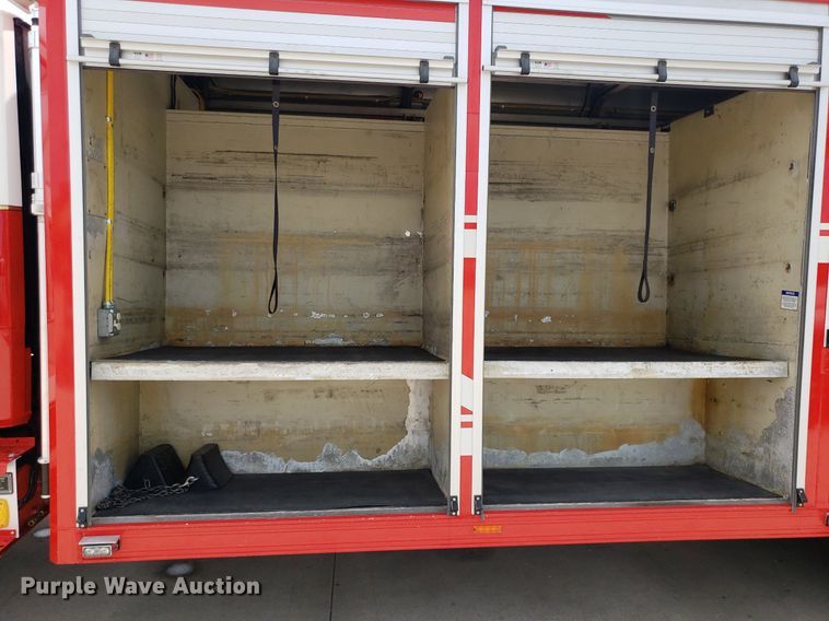 image for item IP9334 1999 Freightliner FL70  rescue vehicle