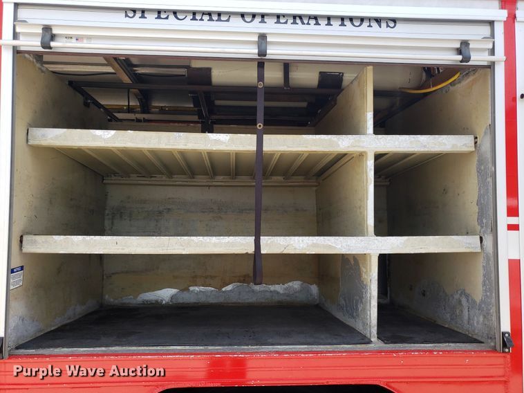 image for item IP9334 1999 Freightliner FL70  rescue vehicle