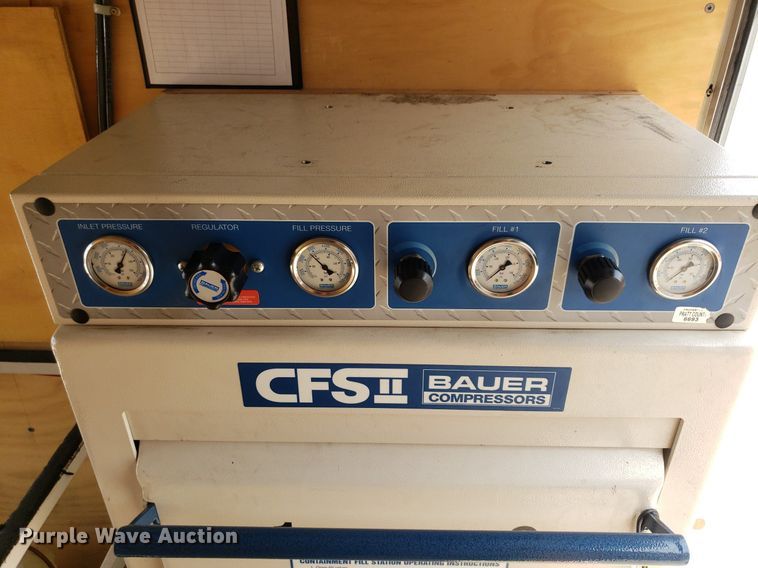 image for item IP9334 1999 Freightliner FL70  rescue vehicle