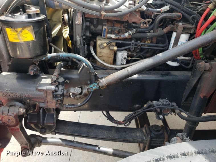 image for item IP9334 1999 Freightliner FL70  rescue vehicle