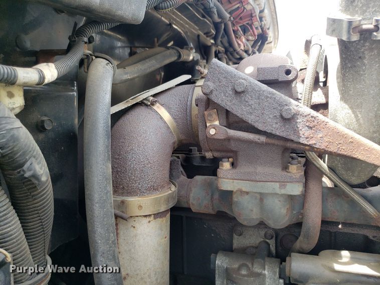 image for item IP9334 1999 Freightliner FL70  rescue vehicle