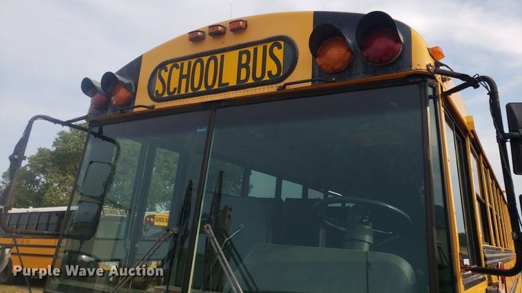 image for item IP9338 1998 Thomas  school bus