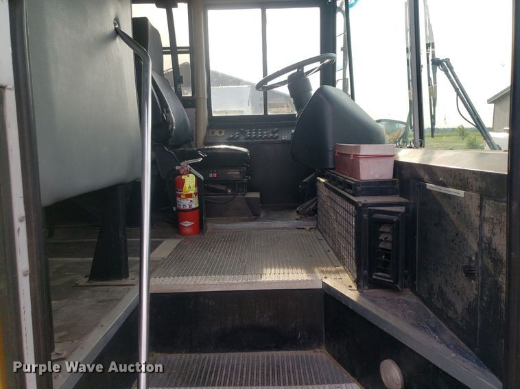 image for item IP9338 1998 Thomas  school bus