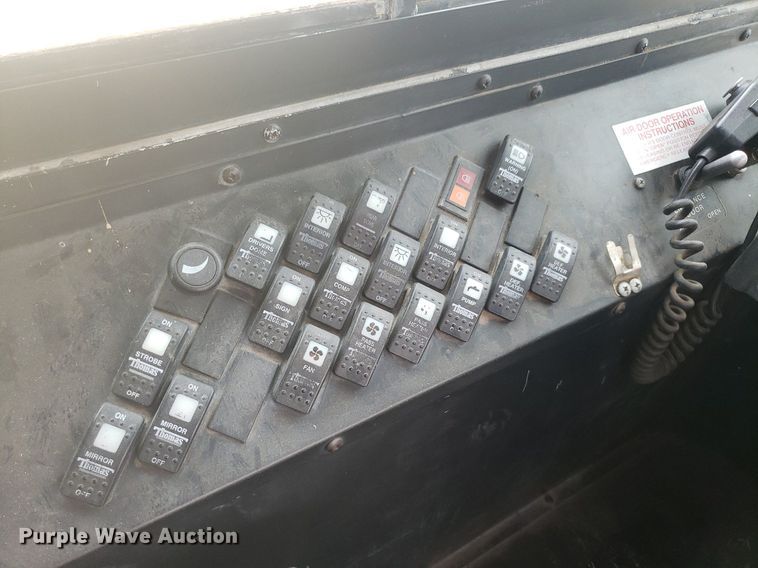 image for item IP9338 1998 Thomas  school bus